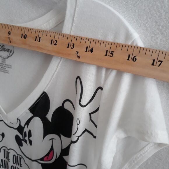 Disney Mickey Mouse T Shirt Junior XL 15/17 White Multiple Mickey with Quotes - Picture 6 of 9